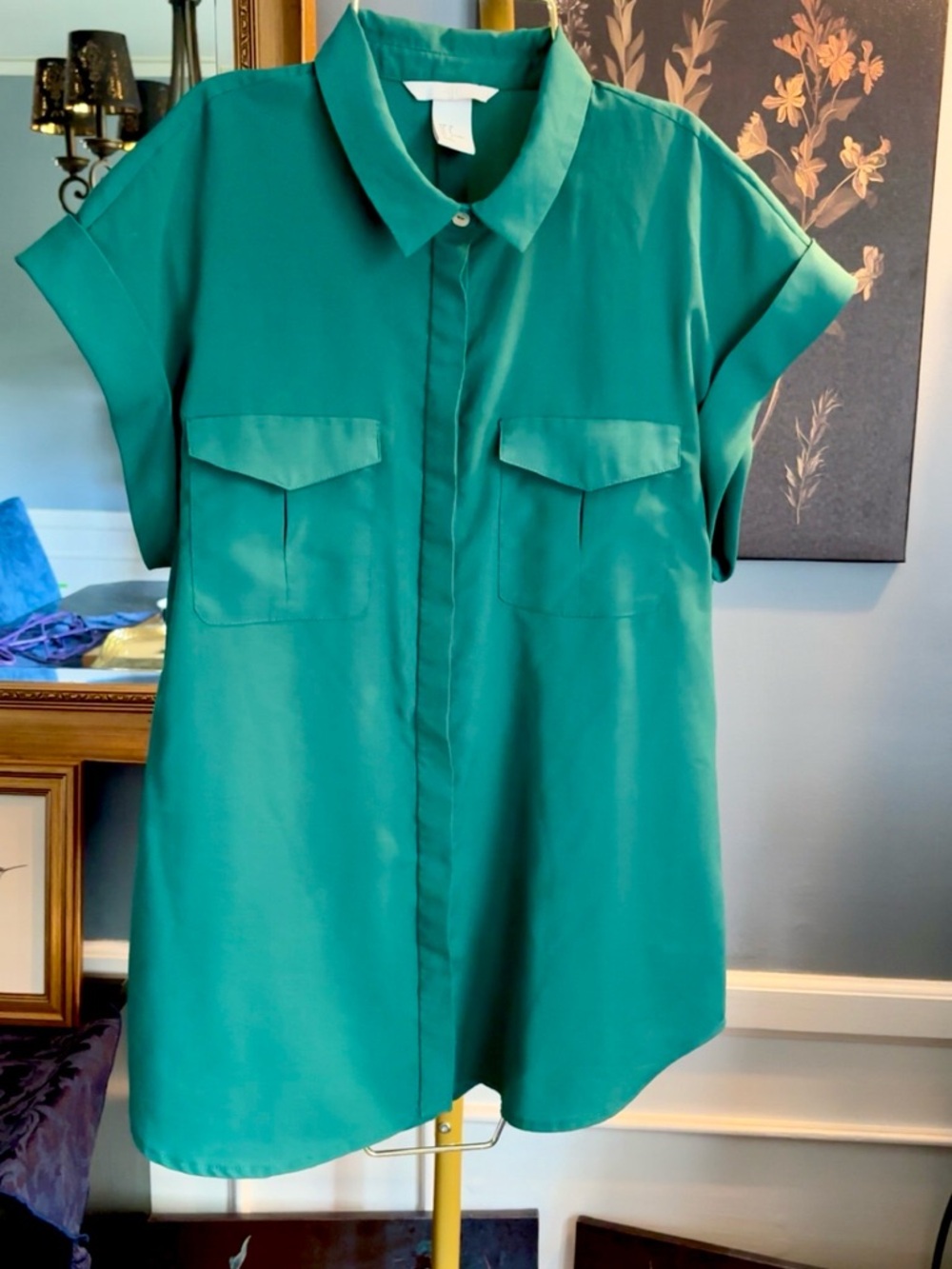 H&M Teal Short-Sleeve Hidden Button-Front Shirt with pockets